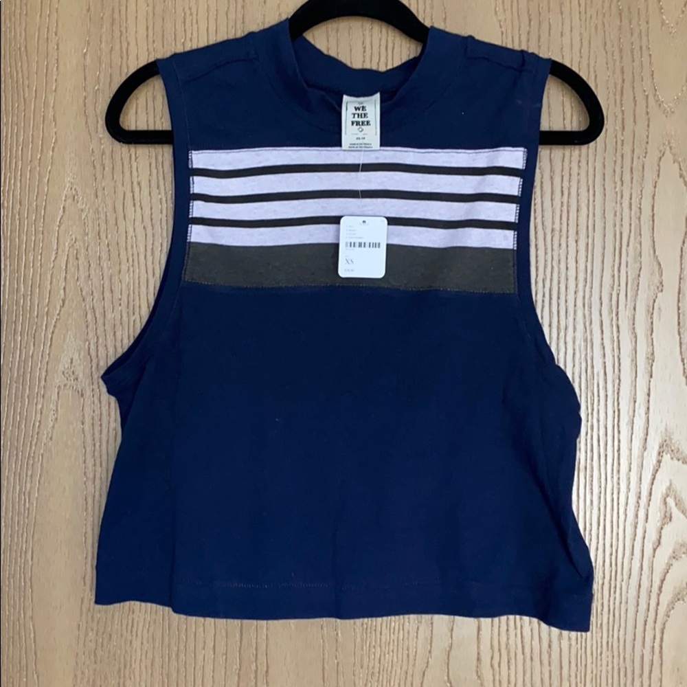 Women’s muscle tank